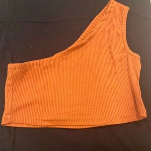 One shoulder crop top